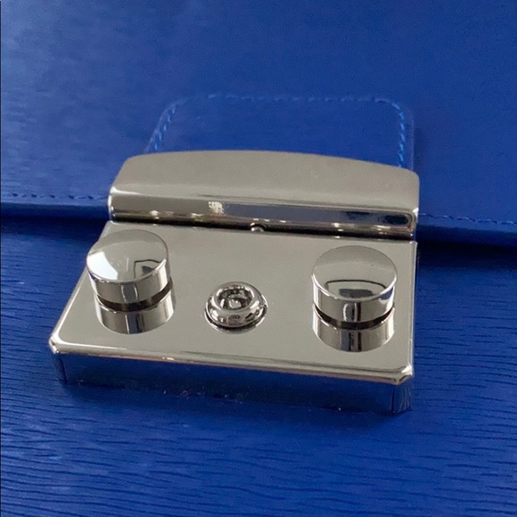 Jean Rousseau Blue Calf Leather Briefcase - Picture 9 of 16